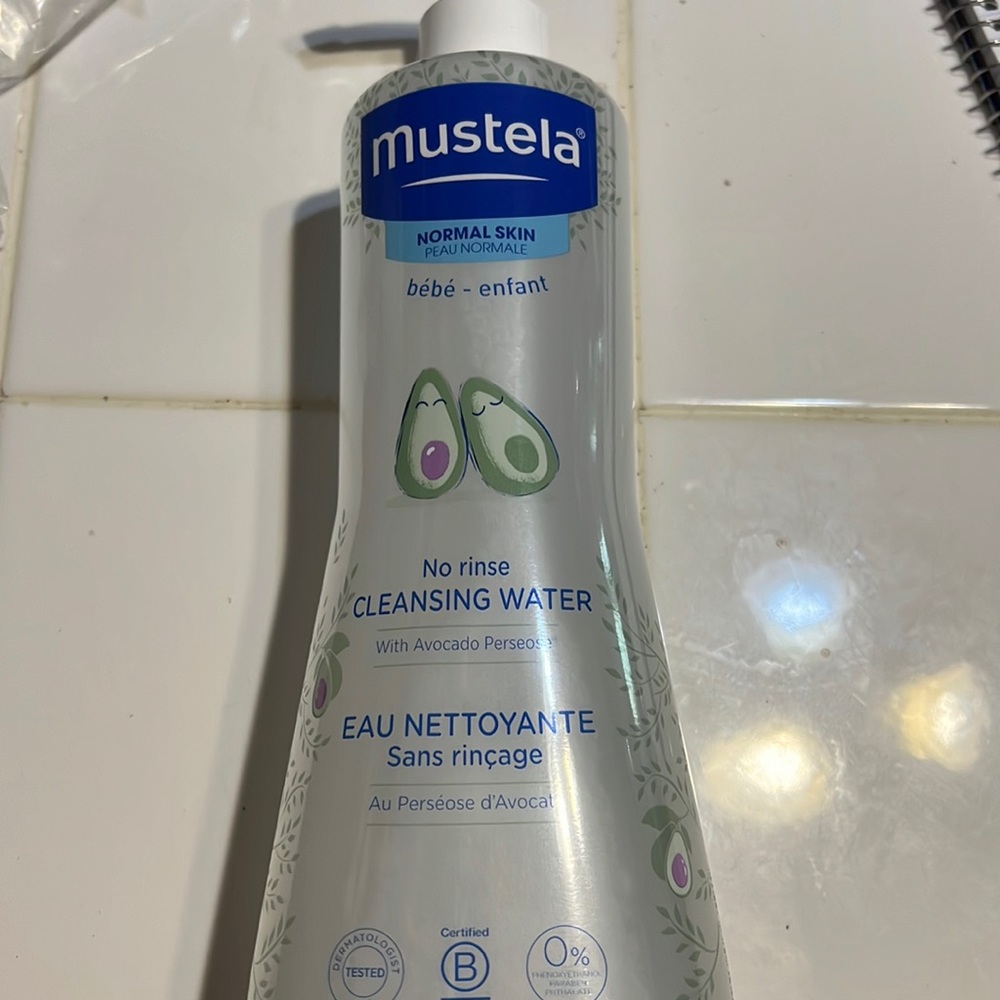 Mistral no rinse cleansing water with avacado